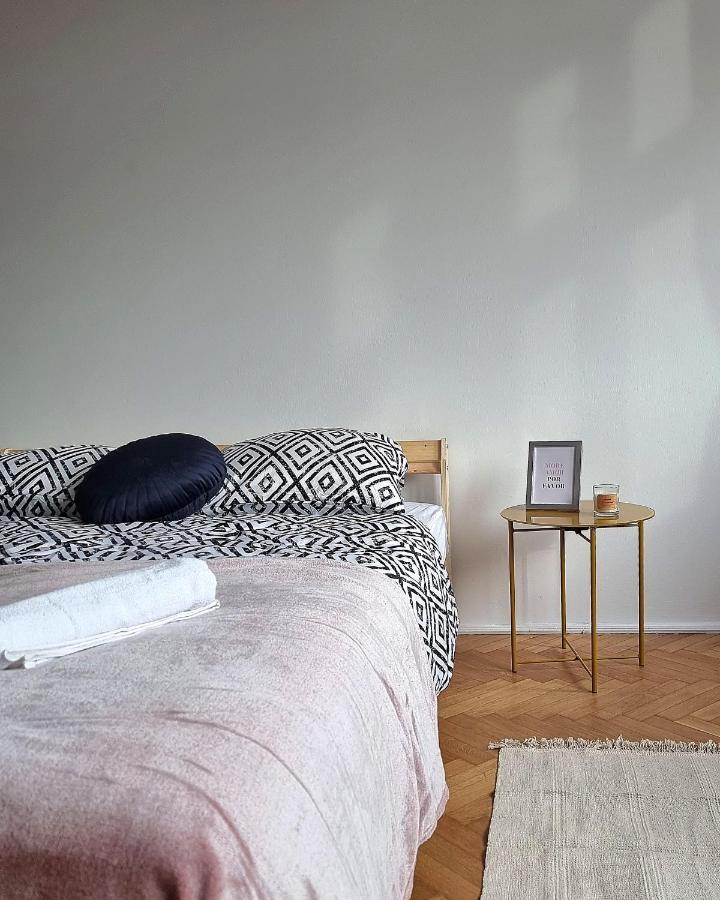 Privatunterkunft Big And Cozy Bedroom In